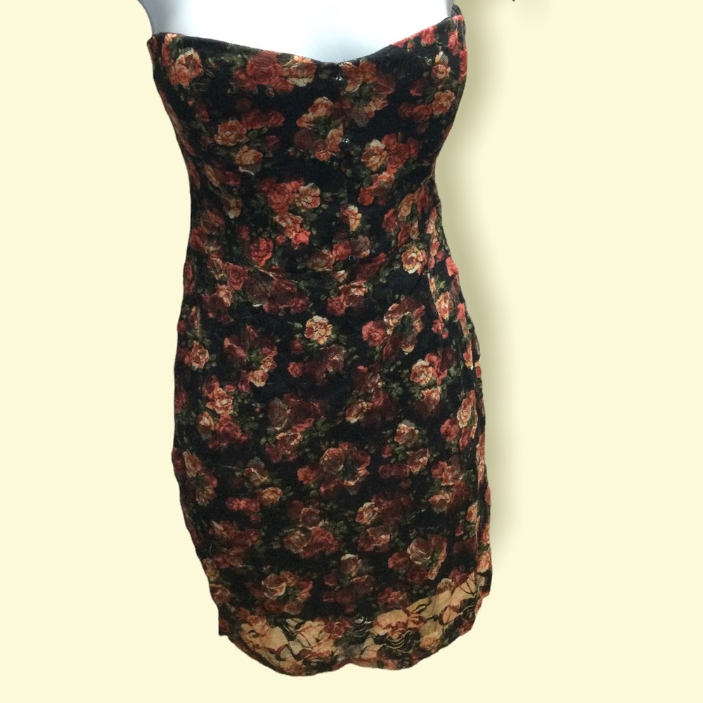 2b Bebe floral dress